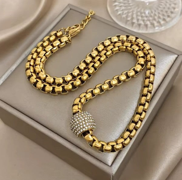 Valerie Necklace