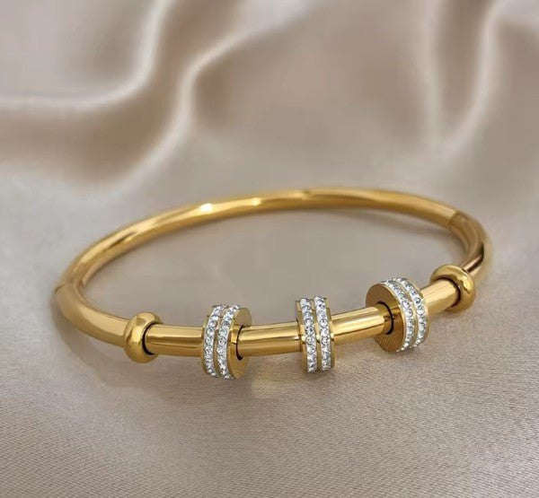 Aveline Bangle
