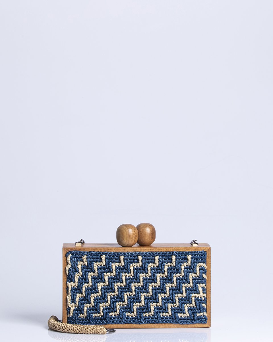 Revela Chevron Clutch