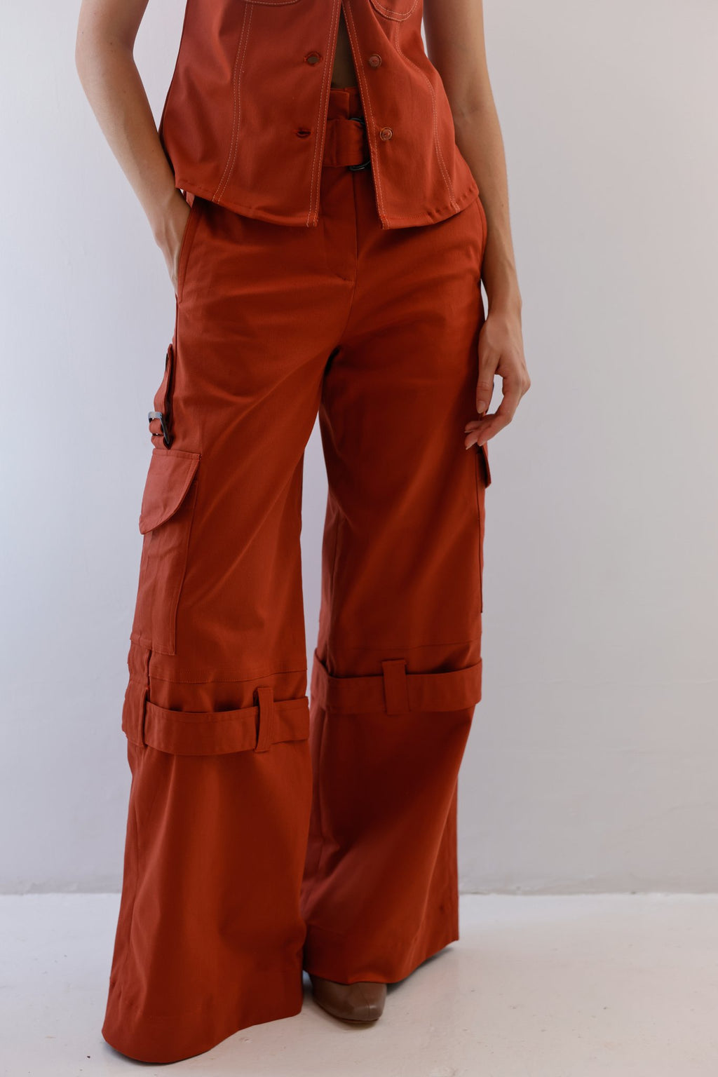 Conjunto de blusa y pantalón Amanda Brick