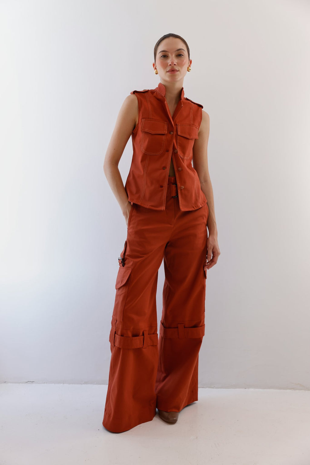 Conjunto de blusa y pantalón Amanda Brick