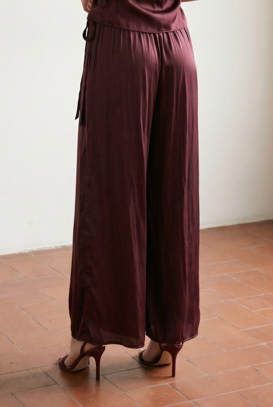 Solenne Satin Set