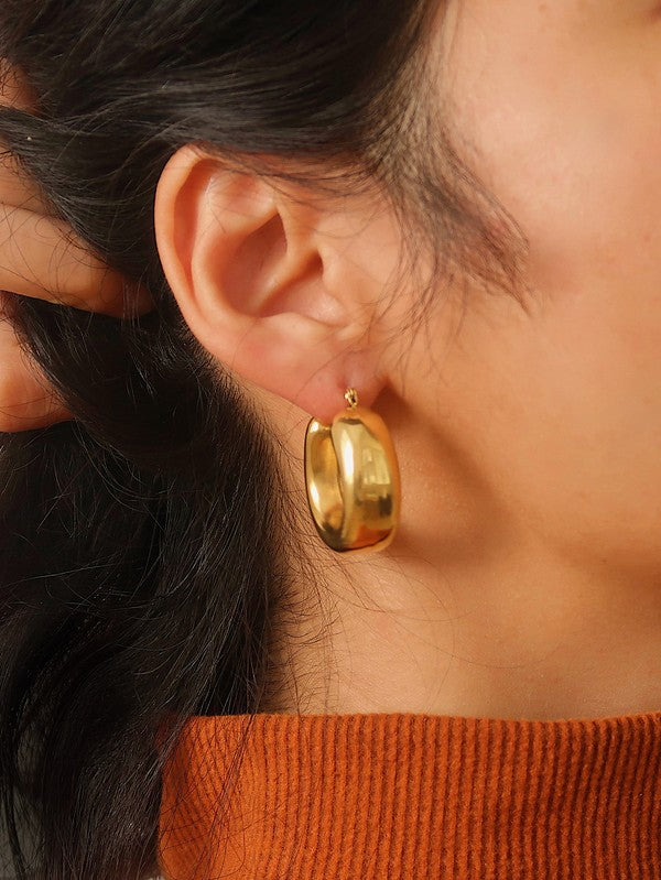 The Classic U-Hoop Earrings