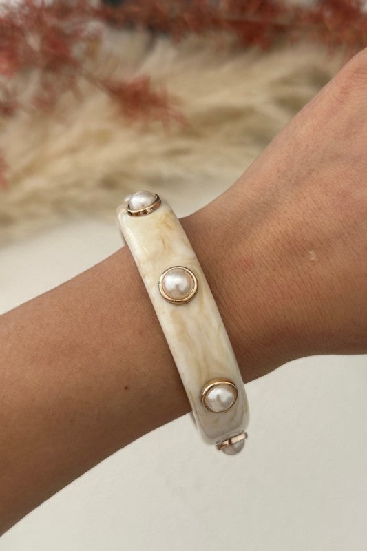 The Pearl  Cuff