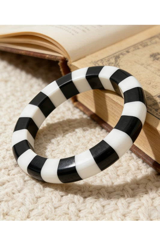 The Sol Bangle